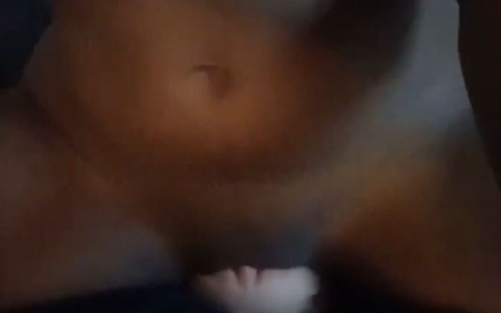 Shuga Avry: Трется кисками мой карманный киска так возбуждена!