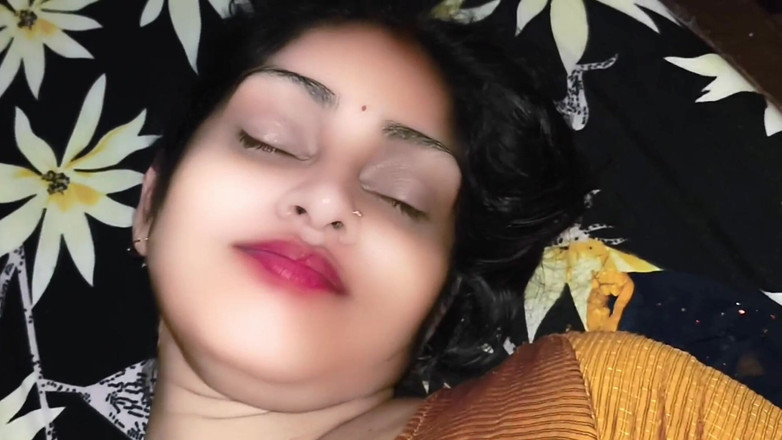 Janvibhabhii: Me follé duro a mi cuñada por la noche cuando...