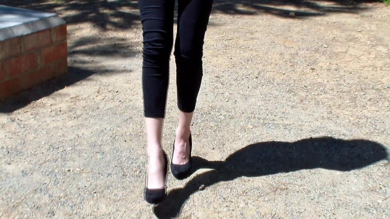 Spaingirl Natalie: Jeu de chaussures