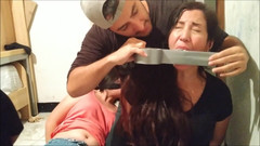 Selfgags Latina Bondage: MILF und mädchen in bondageproblemen