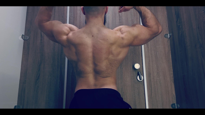Mister Stone: I miei muscoli
