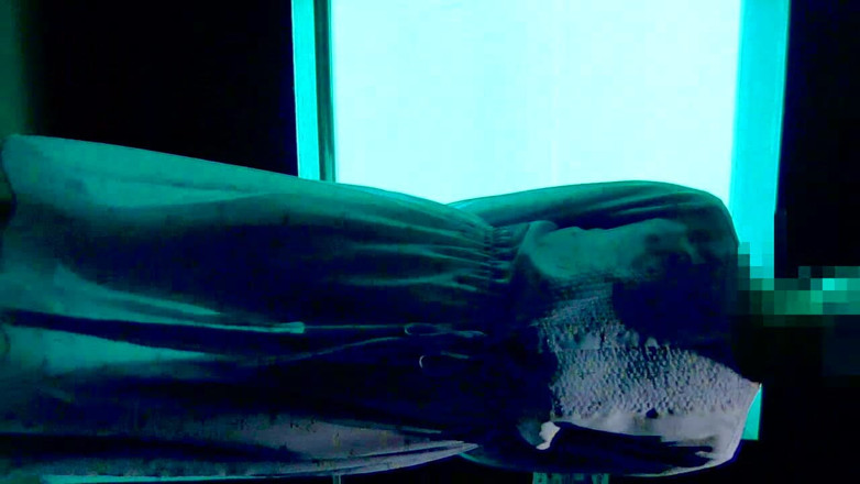 hiro_mayu_couple_jp: Mayu No73 Aquarium Exponeringsdatum i en naken ren klänning