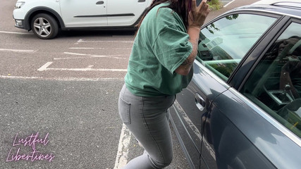 Lustful Libertines: Otoparkta halka açık işeme çaresizliği - omorashi