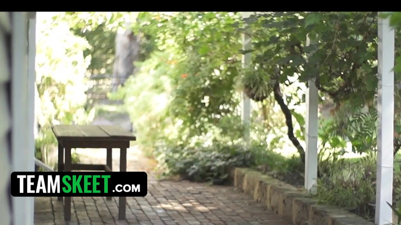 Team Skeet: İri göğüslü skylar vox boşalma tam film