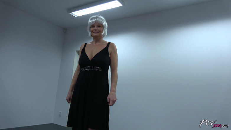 POV Bitch: Busty horny sexmachine milf drives dude crazy