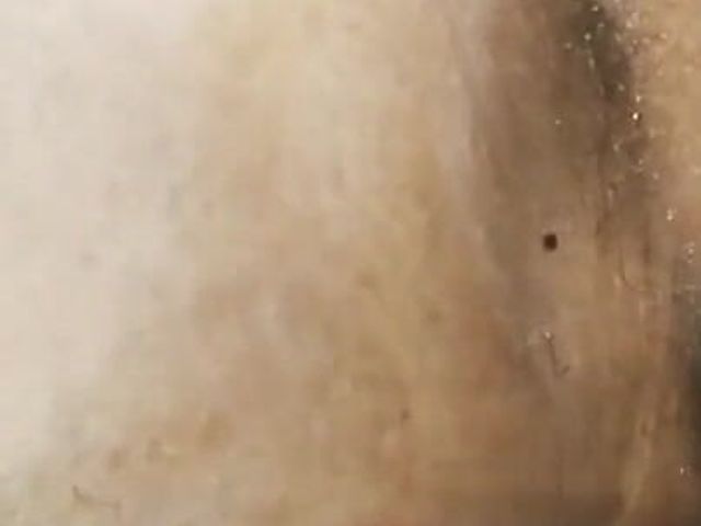 Main Apne Chut Ka Bal Saaf Karke Gajar Se Apne Pyas Bujhai (Hot Sex Bhabi)