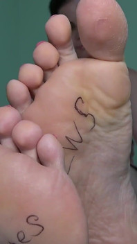 Anna's Mooie Voeten Close-up En JOI