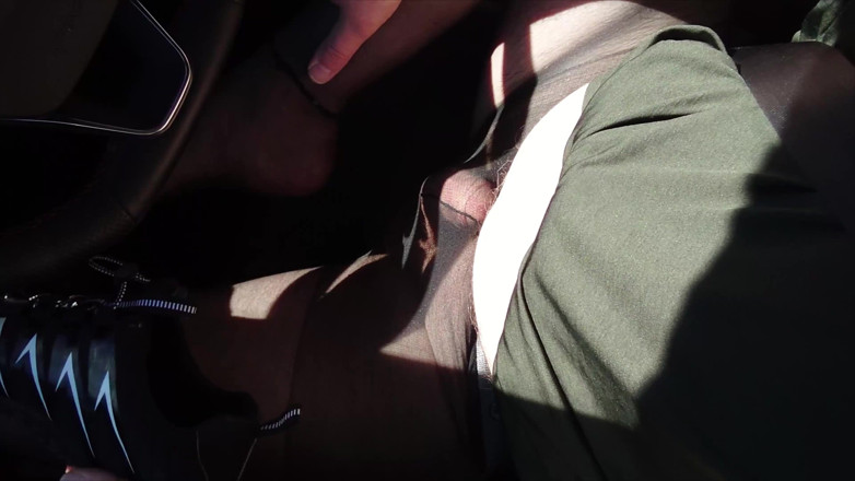 Carmen_Nylonjunge: Sexy Break with the Car in Black Pantyhose