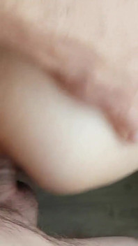 我的男友夺走我继妹的童贞