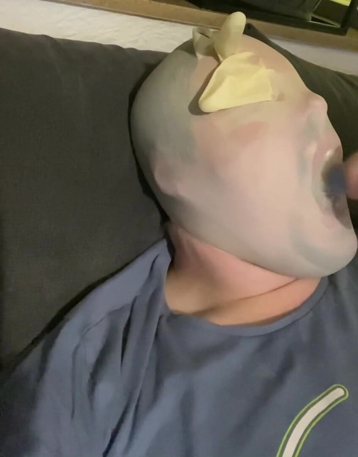 ButHoleDildoLover: My first breathplay experience part 2