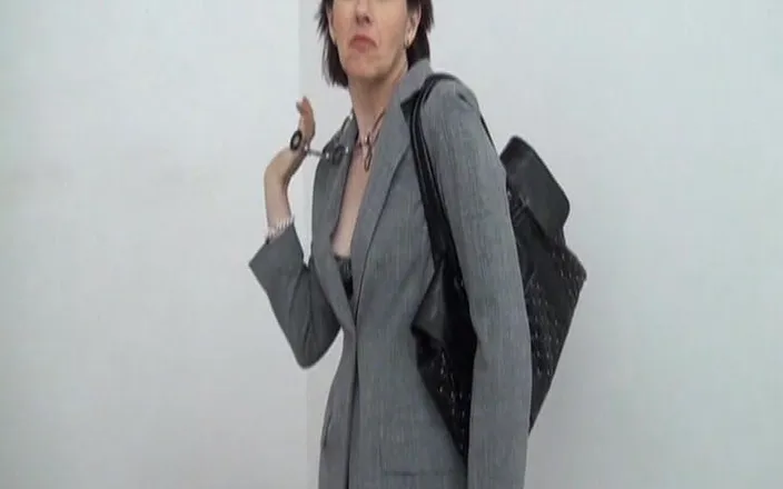 Planete Francaise: Hot French Cougar Enjoys Dick in Her Ass and Cunt