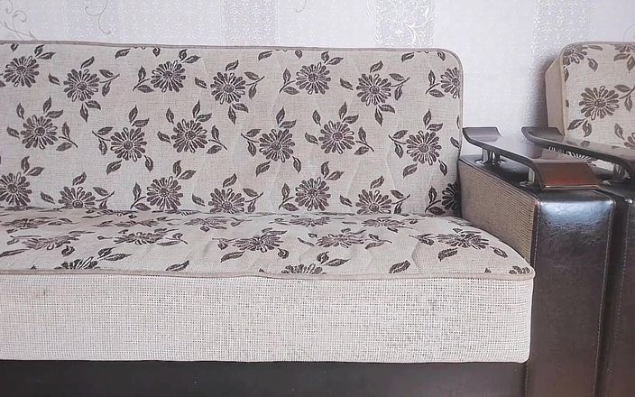 Kitty_Cross: Pure Элегантность персонифицирована: Празднование вневременной красоты и грации белых тел во всем их блеске