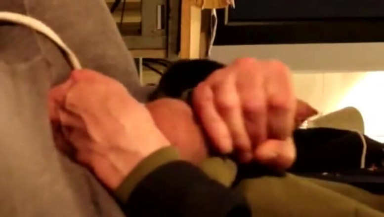 Mstbooblover: Sensual handjob with bra