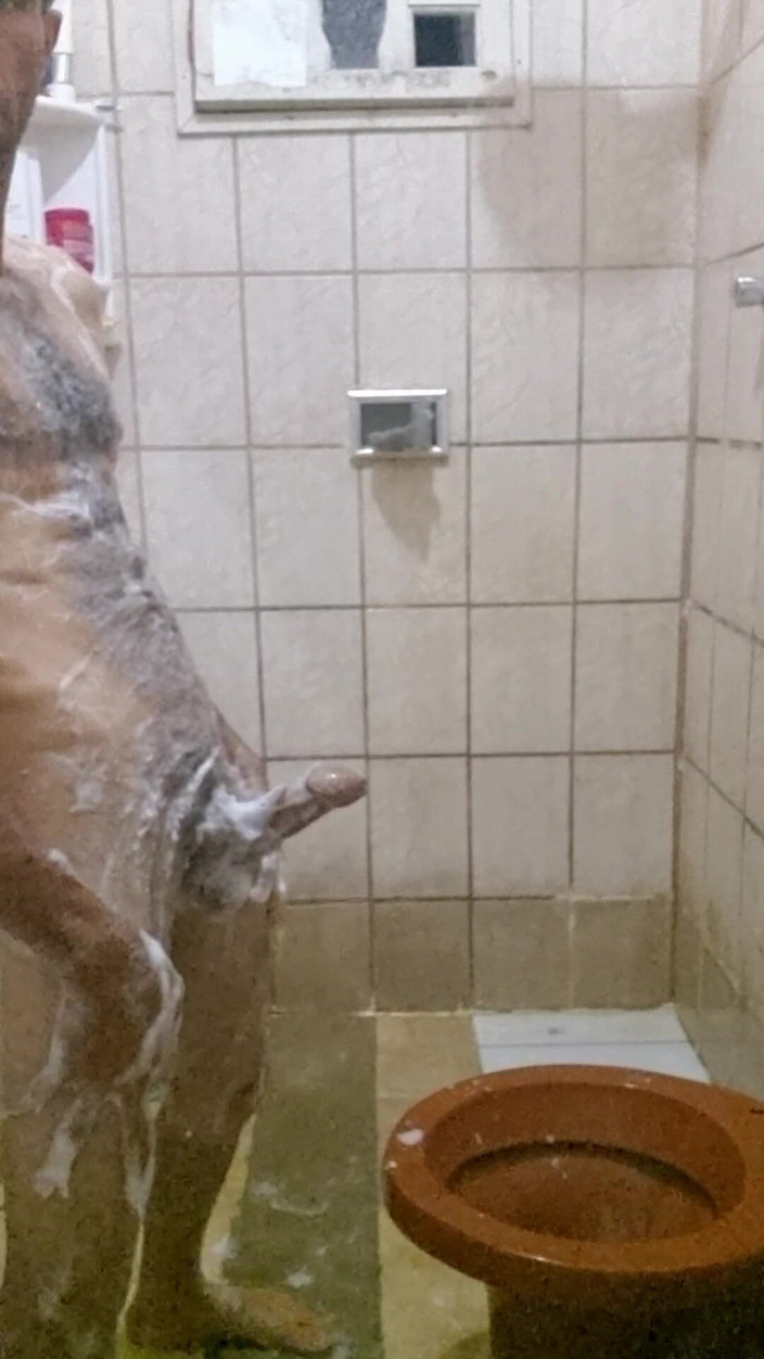 osmar1221: Me Taking a Shower with a Hard-on and Jerking off...