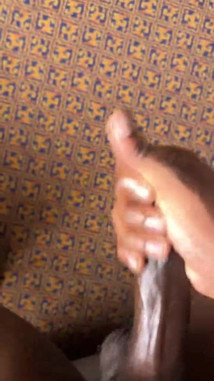 Rex Bitchington Blade: Goza com pau preto