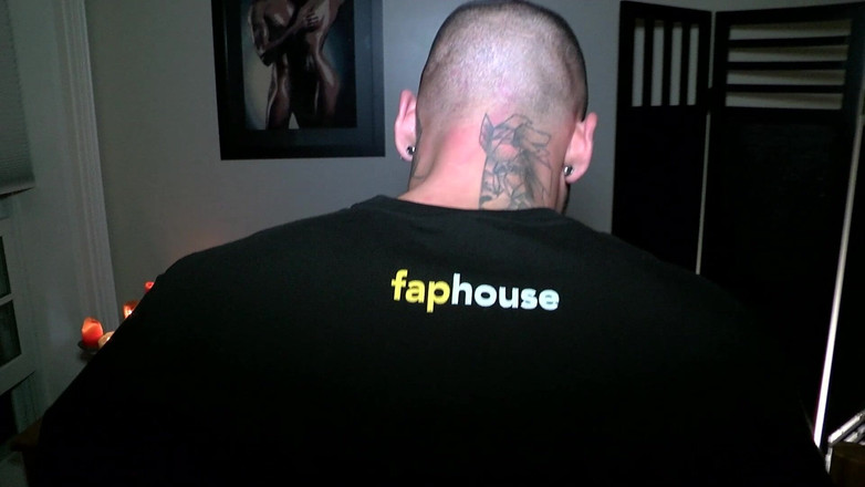 Private Society: Creampie pro brunetku kotě