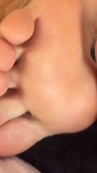 Annette Wants Cum on Her Arched Veiny Feet
