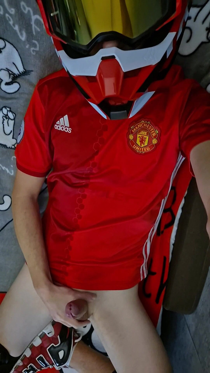 Sneakersmax98: Stor kuk kommer på T-shirt