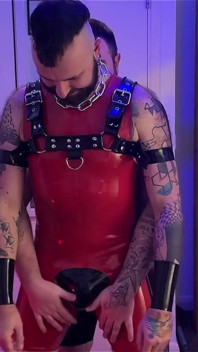 Hairy Latex Make Out