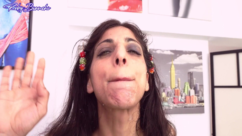 Topax Film Production: Beatrice, zorra italiana en su primera escena toma 2 pollas grandes...
