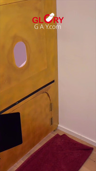 Massiver Cumshot in Den Kelch… Aber Er Will Trotzdem Schlucken