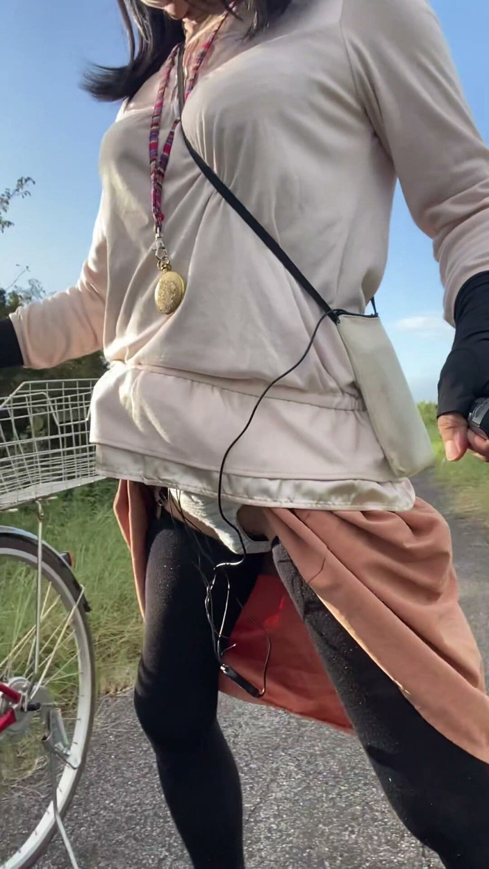 megu2002: No. 328 Cycling Masturbation