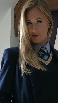 The Bananna com Sammi Tye