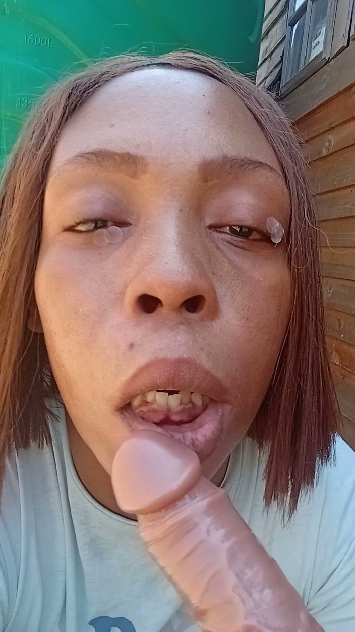 AnalEbony: Gesichtsfetisch, Lippen-Ferish, extremer Nahaufnahme-Countdown zum abspritzen.
