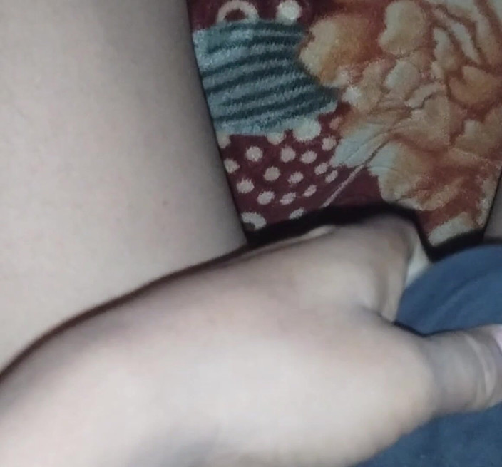 Hot Indianbhabhi: Serviciul de apel video al soției mele oferă coloană sonoră...