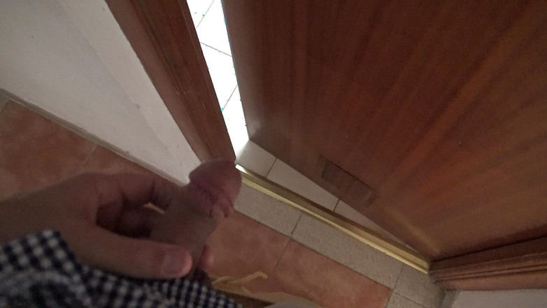 Stepmom Susan: Geile amateur-stiefmoeder betrapt 18-jarige stiefzoon