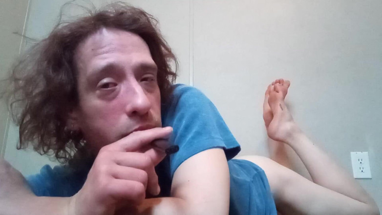 LilTaste: Vidéo du mois d’un fan club fétichiste de vapotage