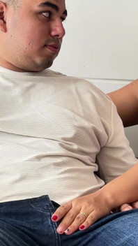 寝取られ妻と喧嘩しながら、友人の心理士とセックスした