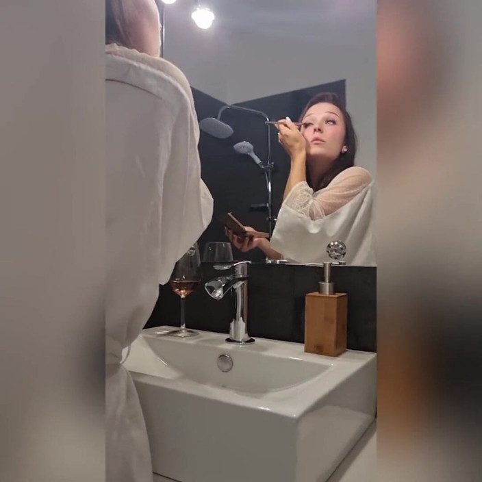 Clemence Audiard: She cheats her husband in front of the camera