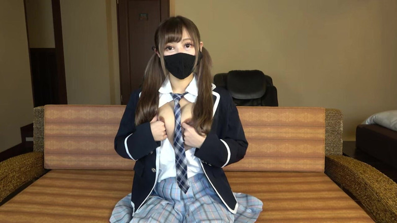 japan banana: 19letá japonská kráska. Amatérka s bujným poprsím a sex. Necenzurované,...