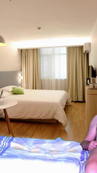 Moje domácí služka s Garabasem a Olprem