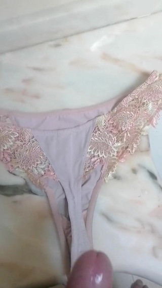 Solo: Thong Madame