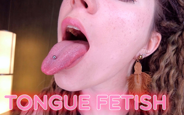 Stacy Moon: Fétiche de la langue percée