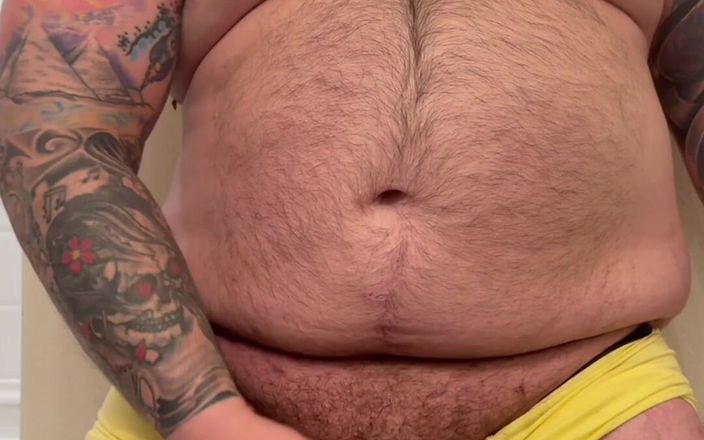 TattedRockerBear: Ours poilu tatoué avant le jeu