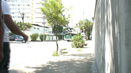 Bad Boyz: Um estranho completo tem um pau tão bom