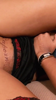 Natalie Tayland tatilinde Avrupalı bir adamla sikişiyor