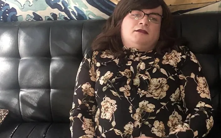 Lauren Ashland: Lauren's new outfit