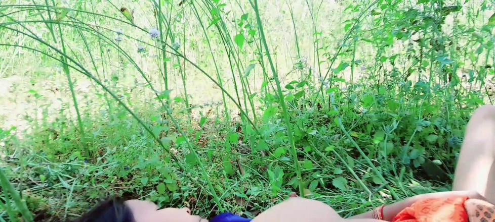 Renudbf: 年轻的丈夫在外面乱搞他的妻子（完整的印地语音频）