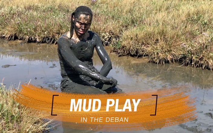 Wamgirlx: Playing in the muddy Estuary