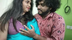 Penghapusan kain sosis dan romantis hot bareng vaishnavy dan sharun raj, pasangan hot asal mallu