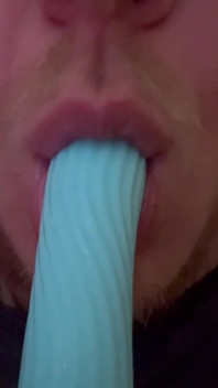 Nyepong kontol slow mo - dildo