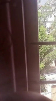 Desi Tina Berkhemah Di Rumah Semasa Kerja