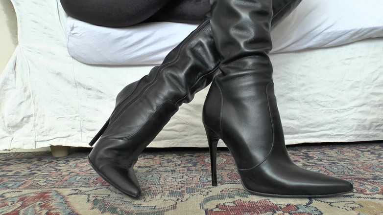 Lady Victoria Valente: na mých kožených botách a pak půjdeš do vězení, POV,...