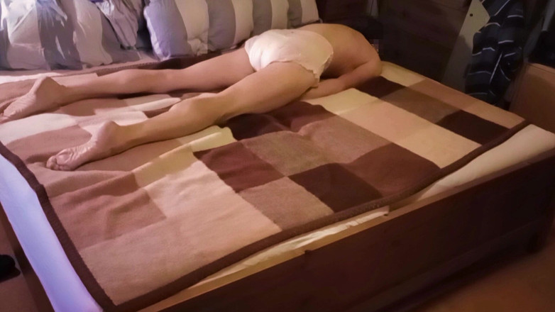 Mark Hannes: Masturbacja garbu łóżka