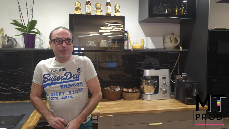 MT gay prod: Meu enteado vem se juntar a mim na cozinha e...