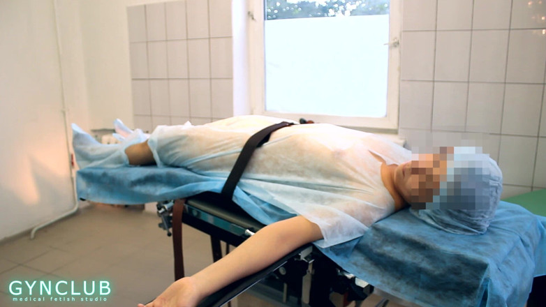 Medical fetish studio gynclub: Épisode 77